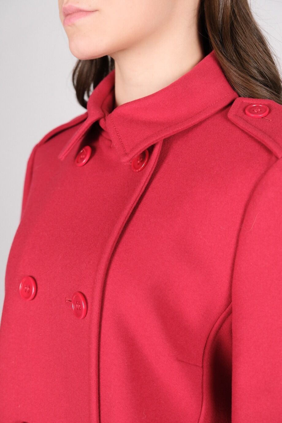 image 4 Двубортное пальто красного цвета