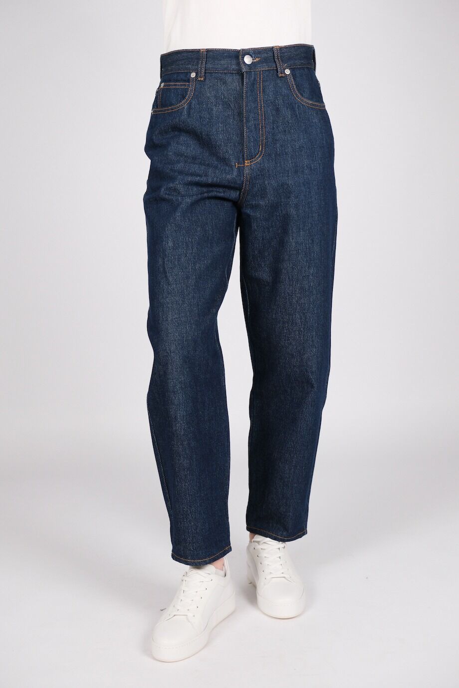 image 2 Джинсы синего цвета зауженные к низу