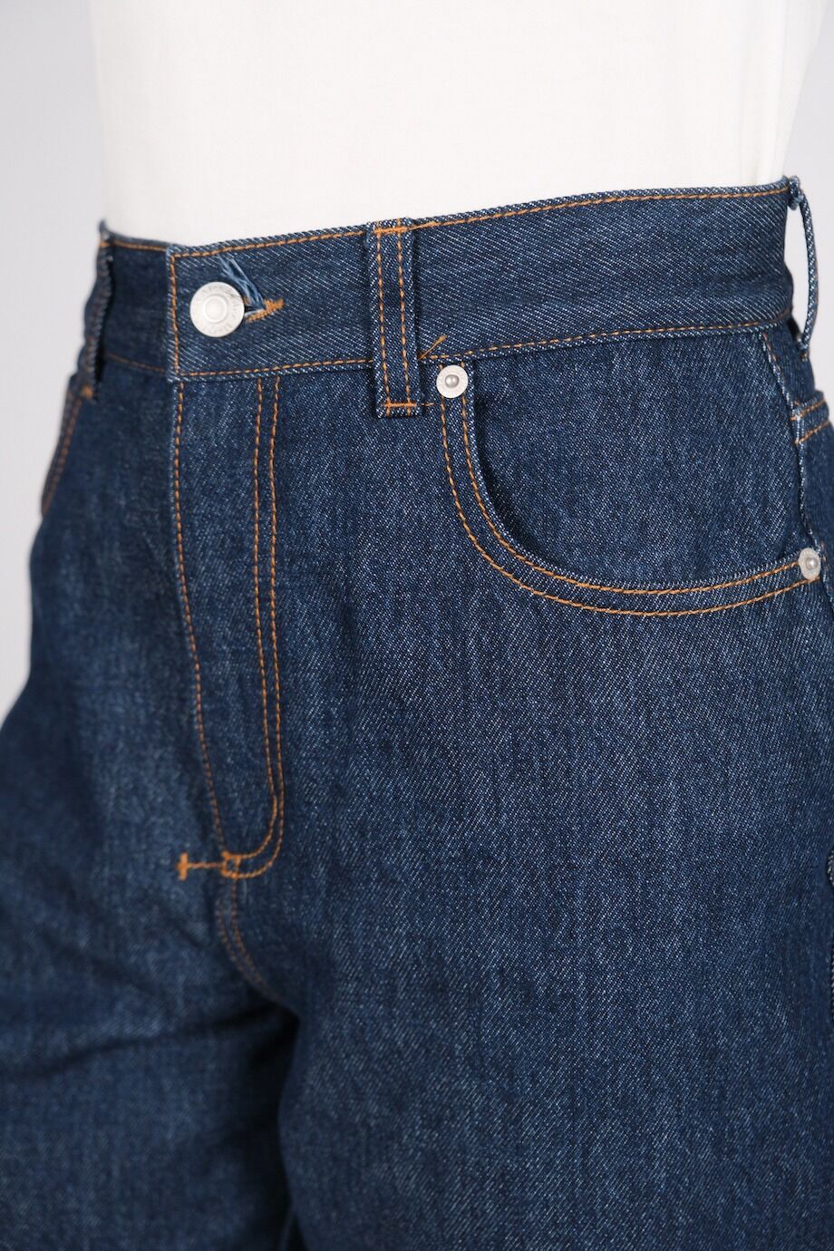 image 5 Джинсы синего цвета зауженные к низу