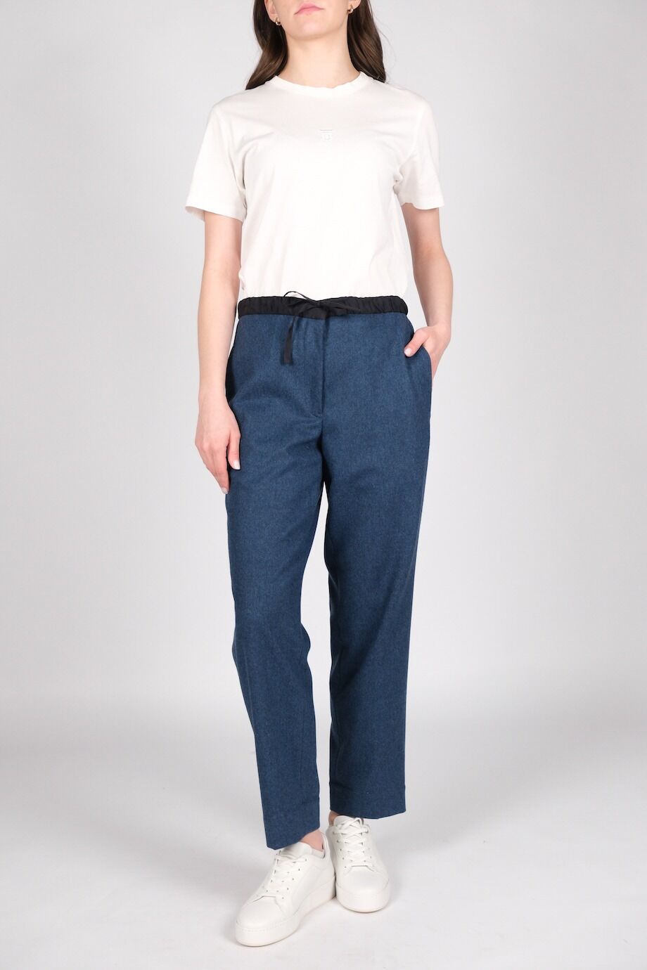 image 1 Брюки из фактурной шерсти синего цвета на поясе-резинке