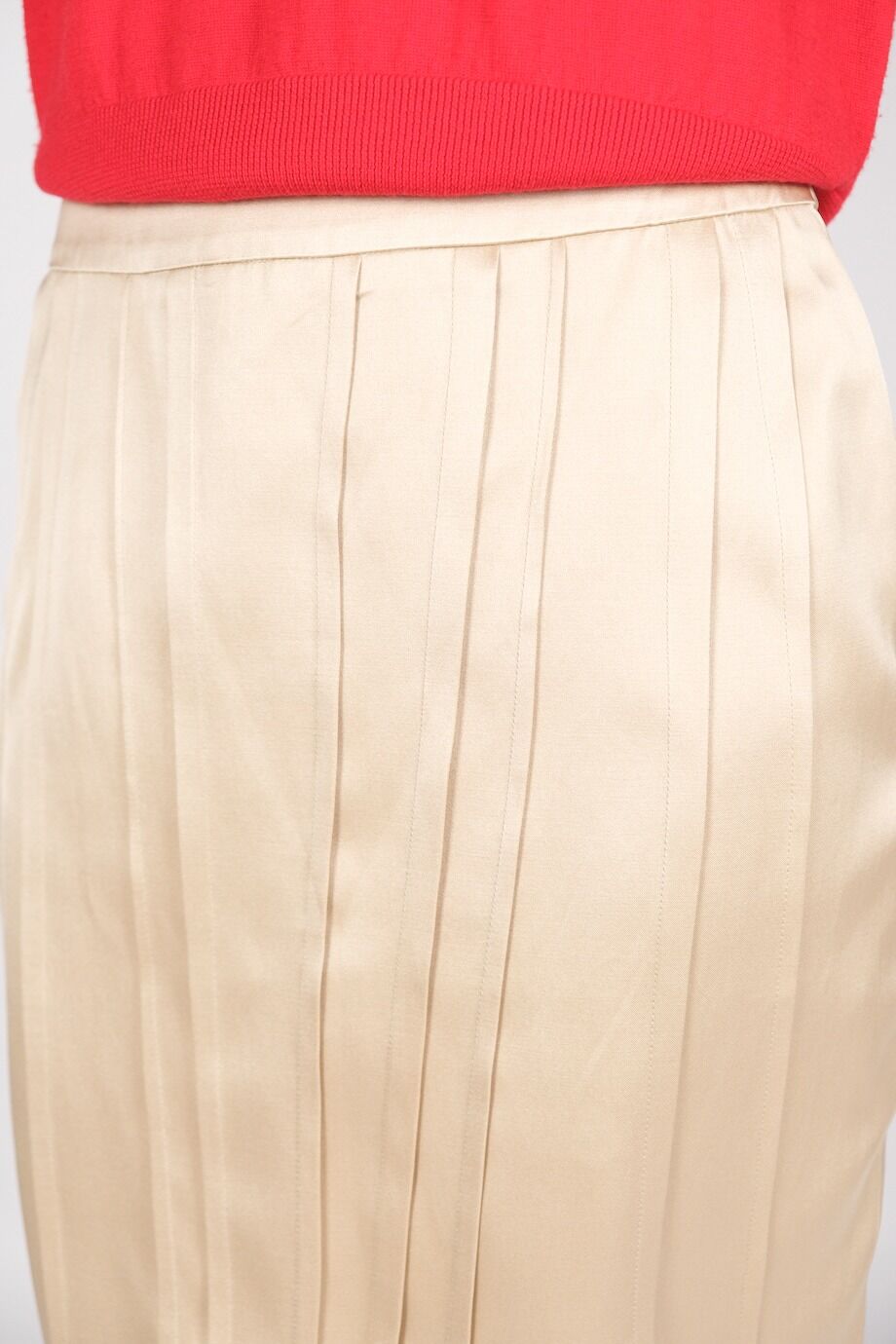 image 5 Атласная юбка сливочного цвета в складку