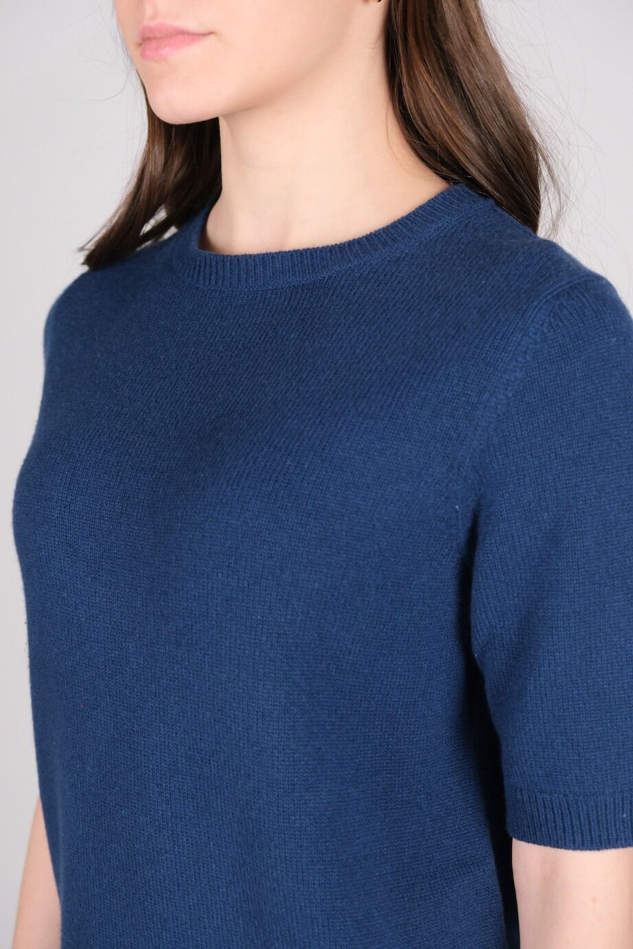 image 4 Кашемировое платье синего цвета с короткими рукавами