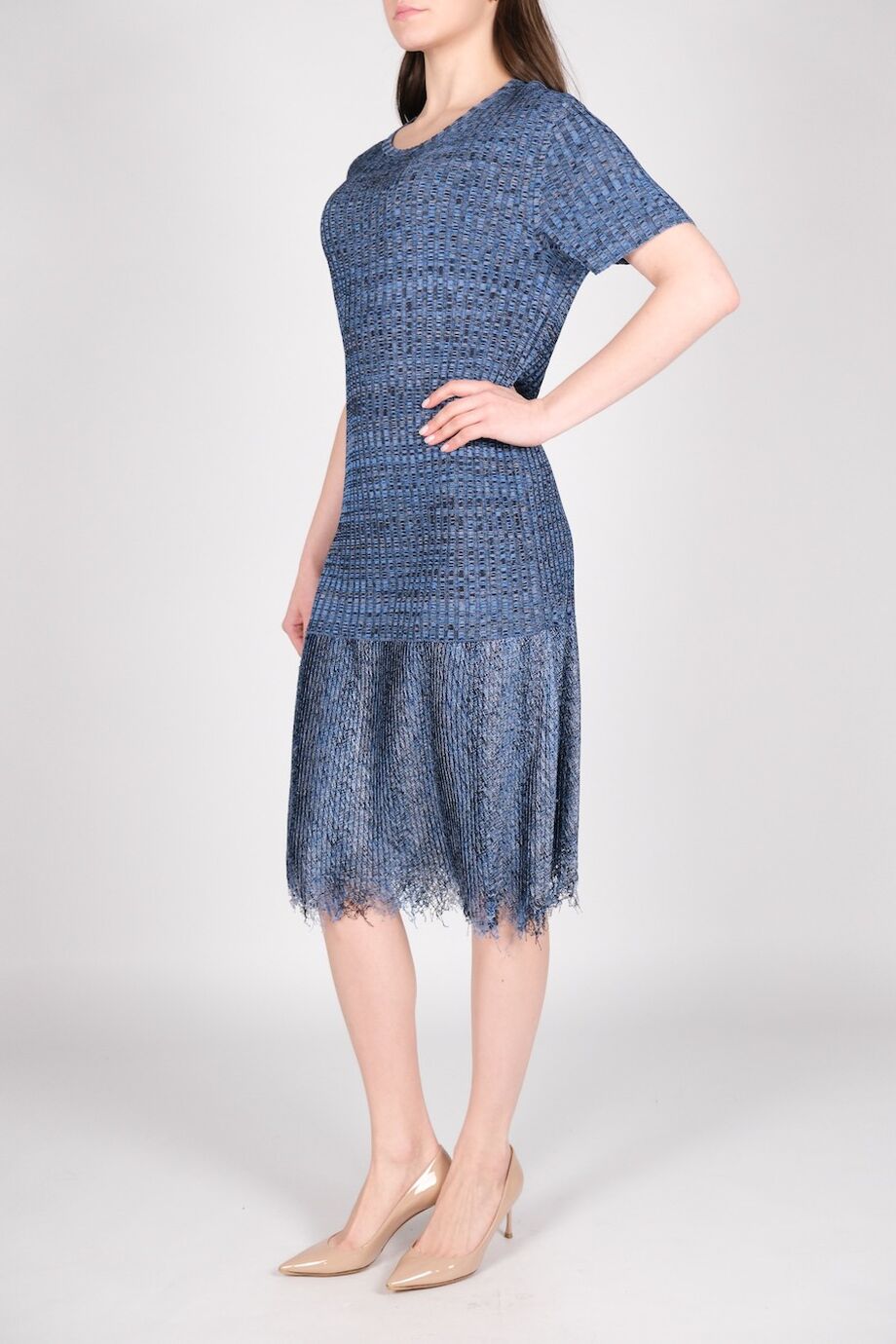 image 2 Платье в лапшу синего цвета