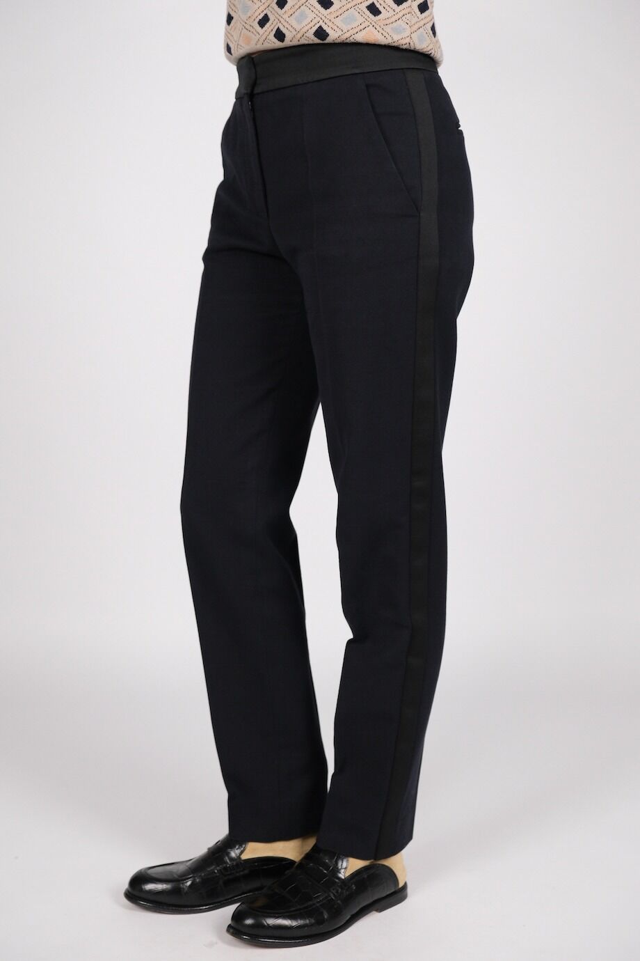 image 3 Хлопковые брюки темно-синего цвета с черными лампасами