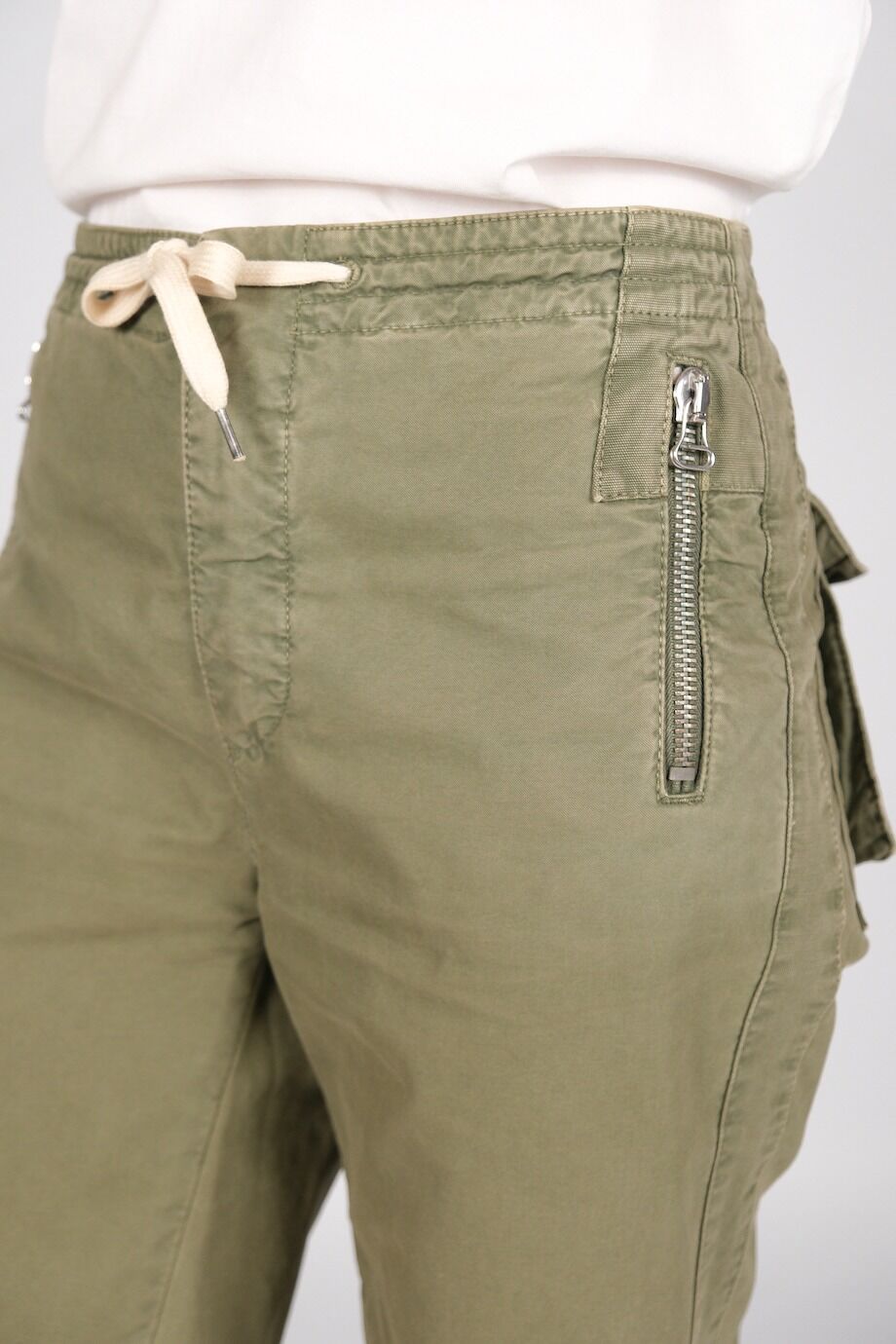 image 5 Брюки карго цвета хаки