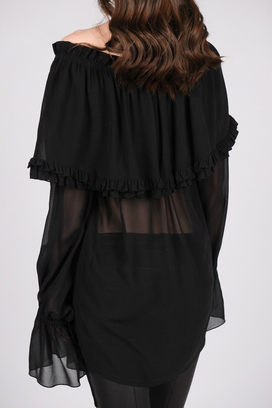 image 4 Шелковая блуза черного цвета с воланами