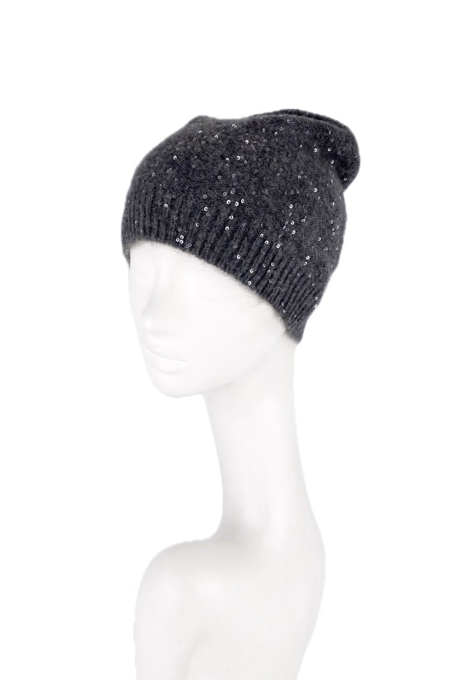 image 2 Шапка с декором из пайеток