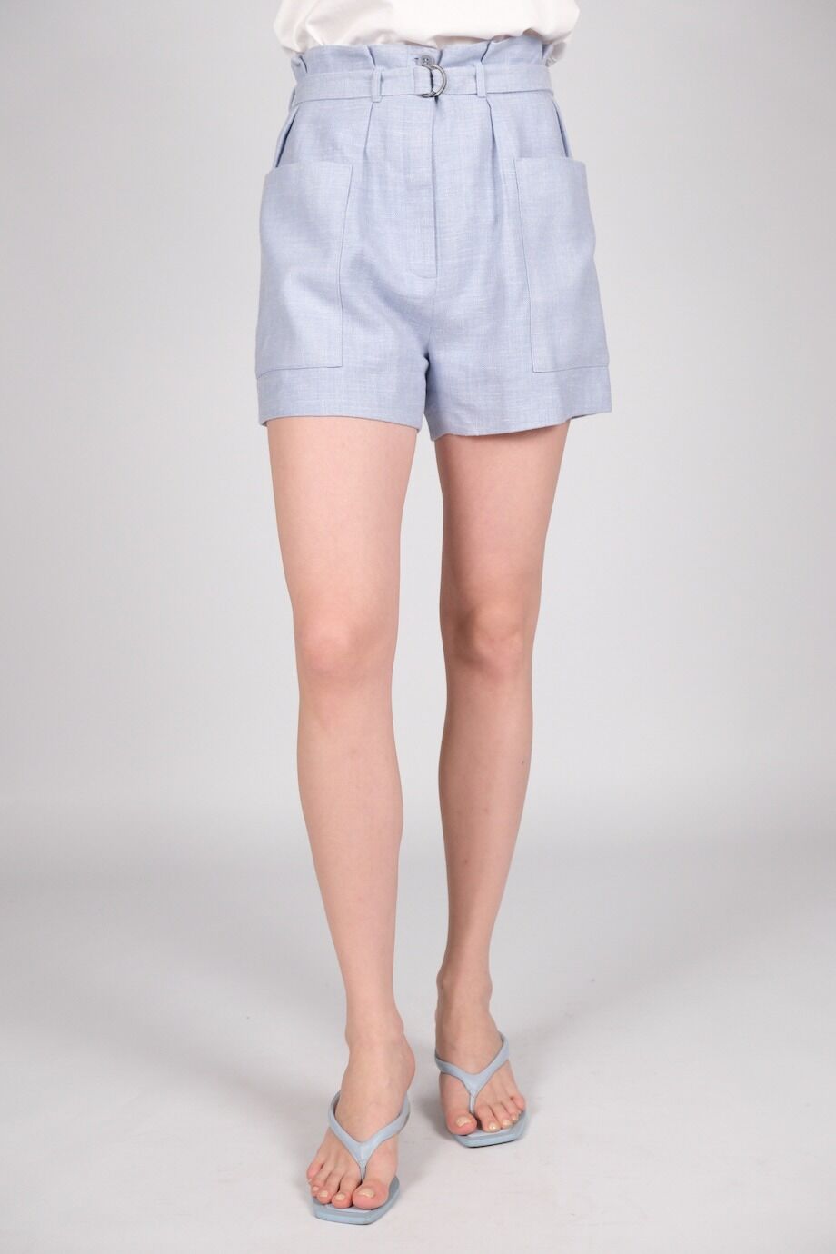 image 2 Льняные шорты голубого цвета