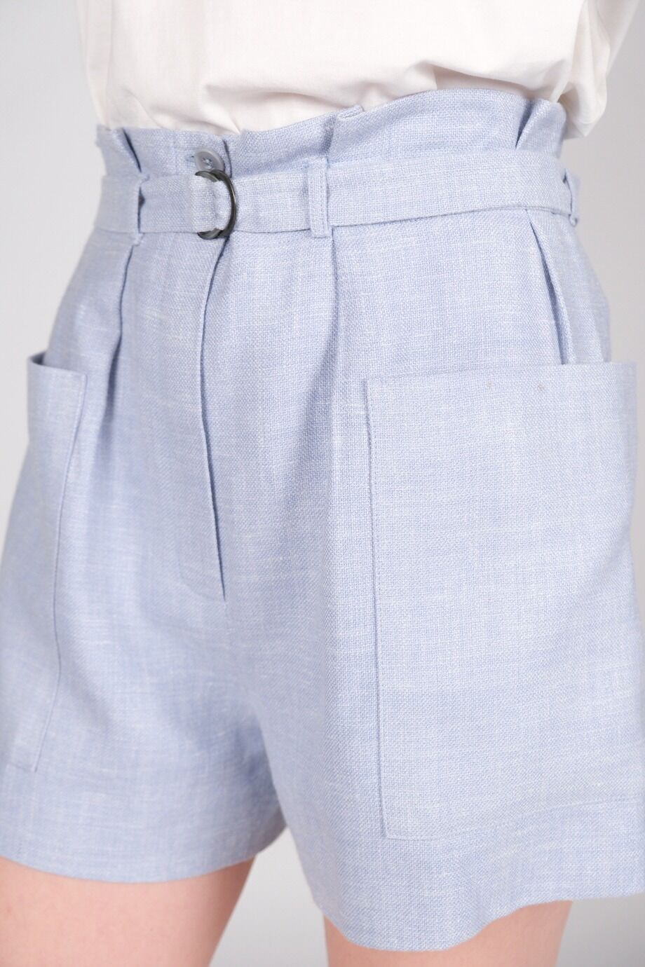 image 5 Льняные шорты голубого цвета