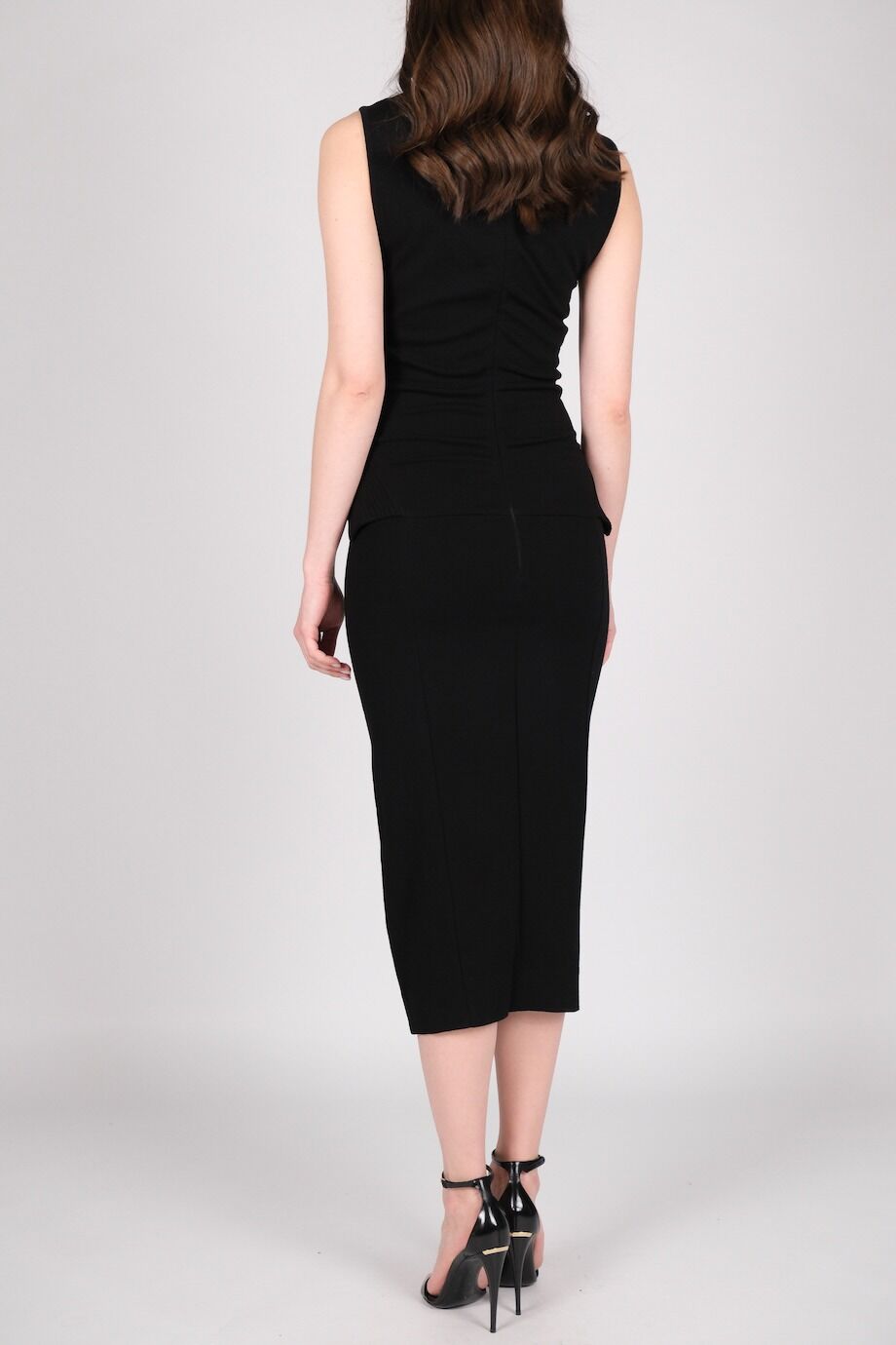 image 3 Платье черного цвета с баской