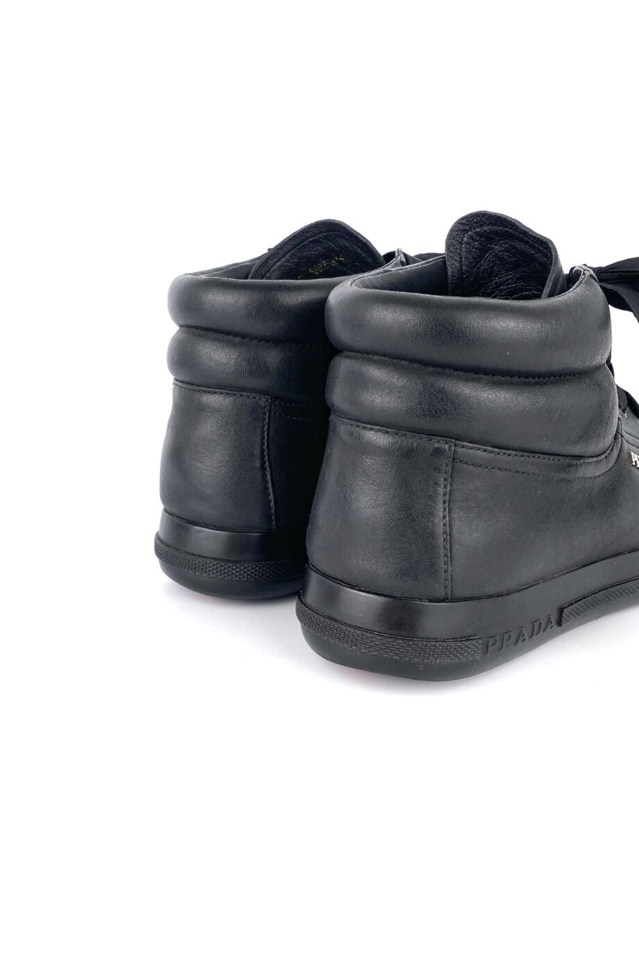 image 4 Высокие кеды черного цвета