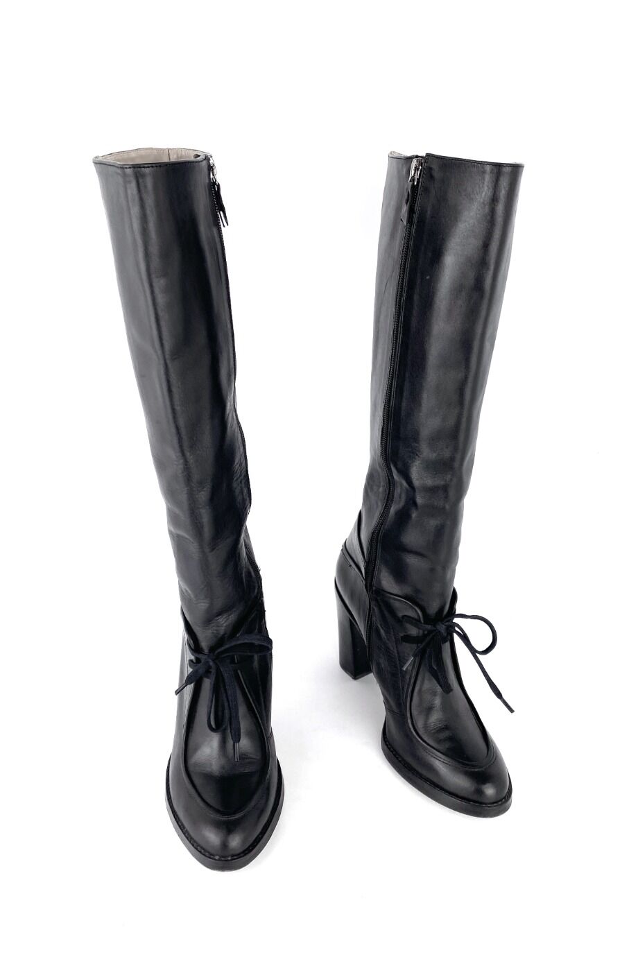 image 2 Сапоги черного цвета на устойчивом каблуке