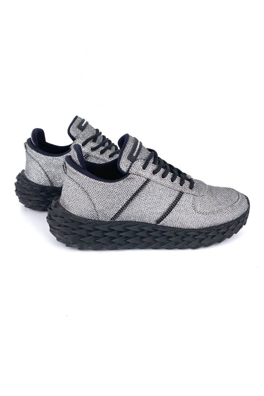 image 5 Кеды в серебристом глиттере