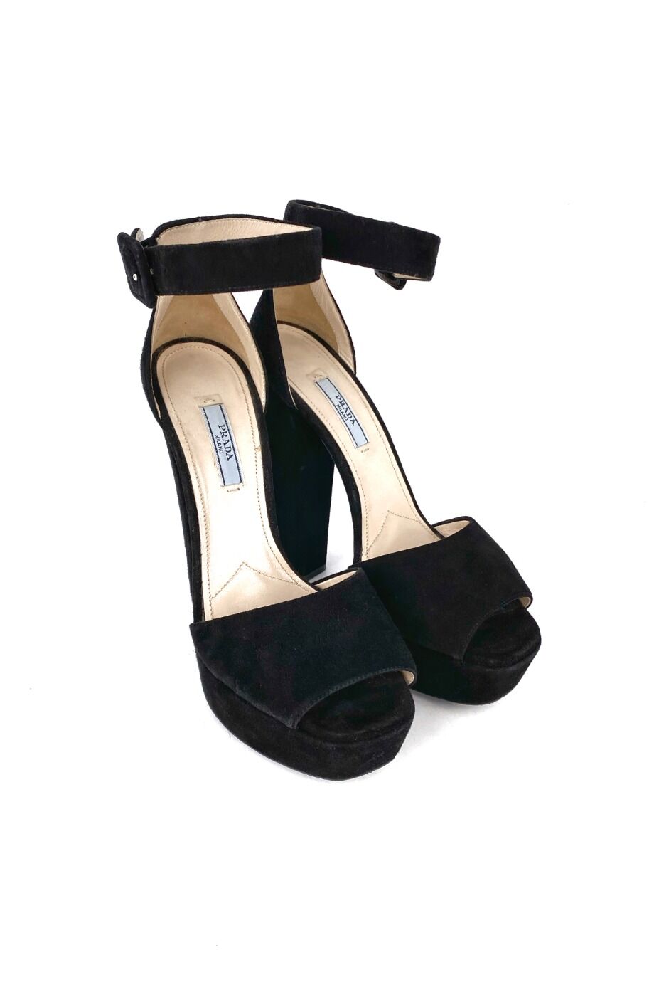 image 1 Замшевые босоножки черного цвета на платформе