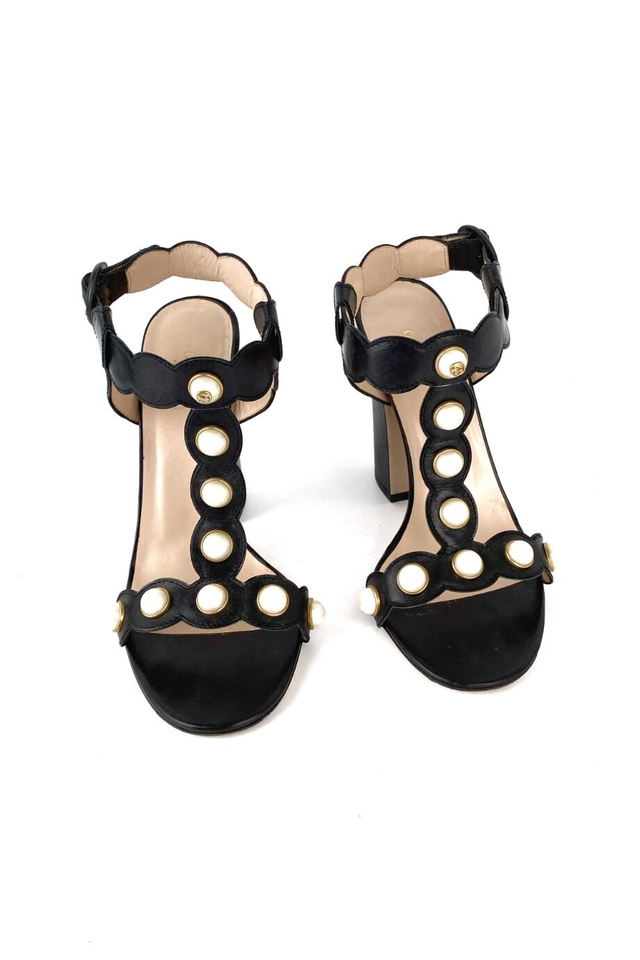 image 2 Босоножки черного цвета с жемчужинами