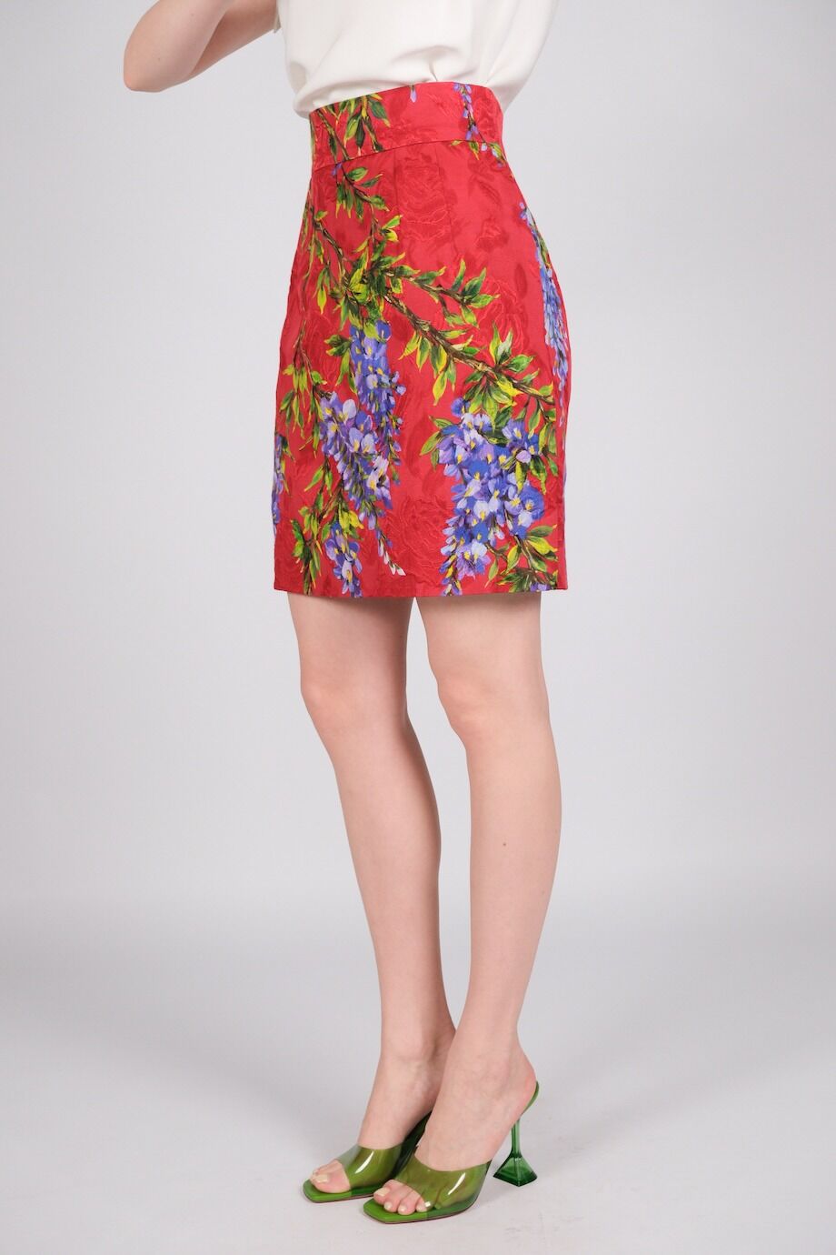 image 3 Юбка красного цвета с цветочным принтом