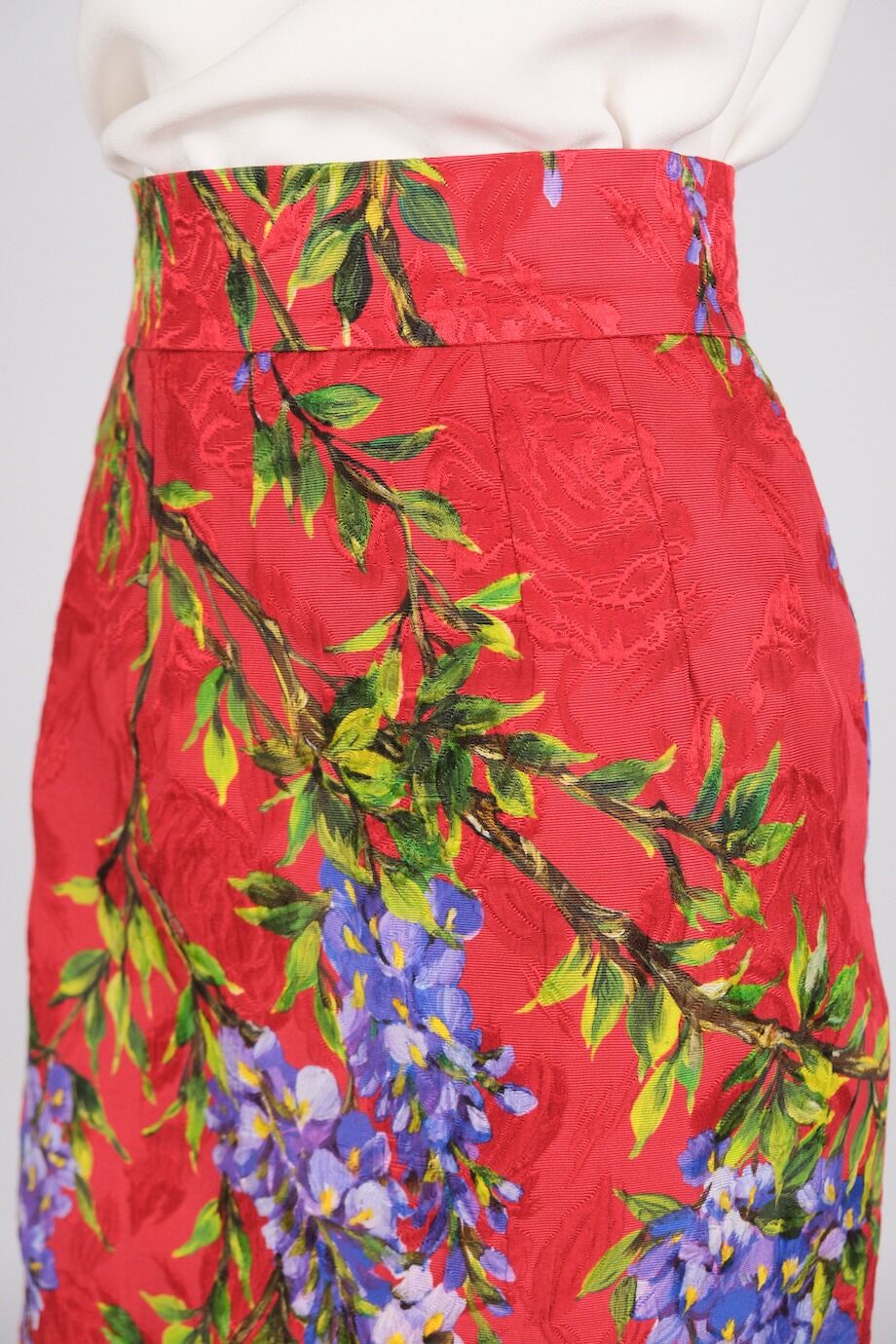 image 5 Юбка красного цвета с цветочным принтом