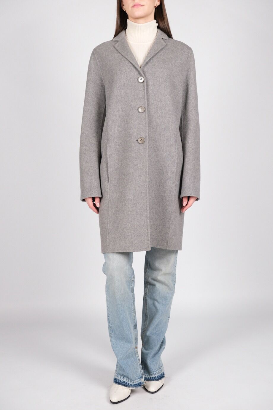 image 1 Пальто серого цвета