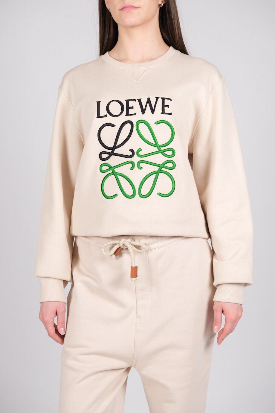 image 4 Спортивный костюм бежевого цвета с вышивкой