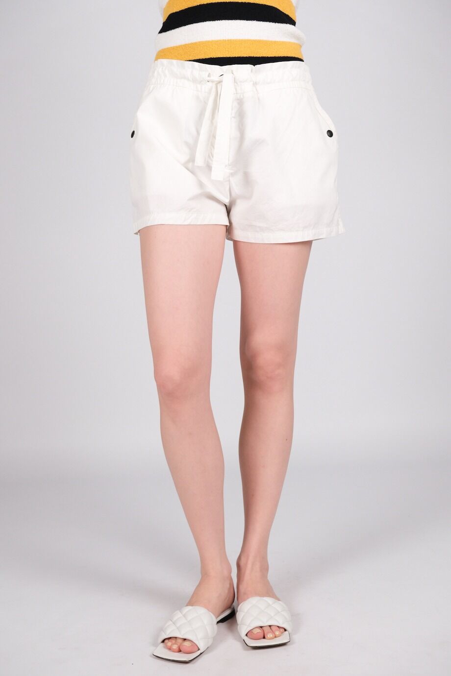 image 2 Шорты белого цвета на кулиске