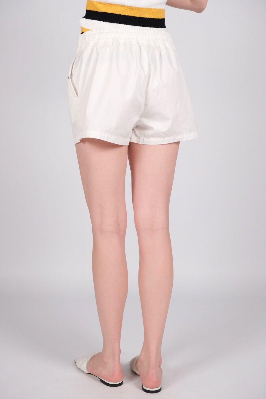 image 4 Шорты белого цвета на кулиске