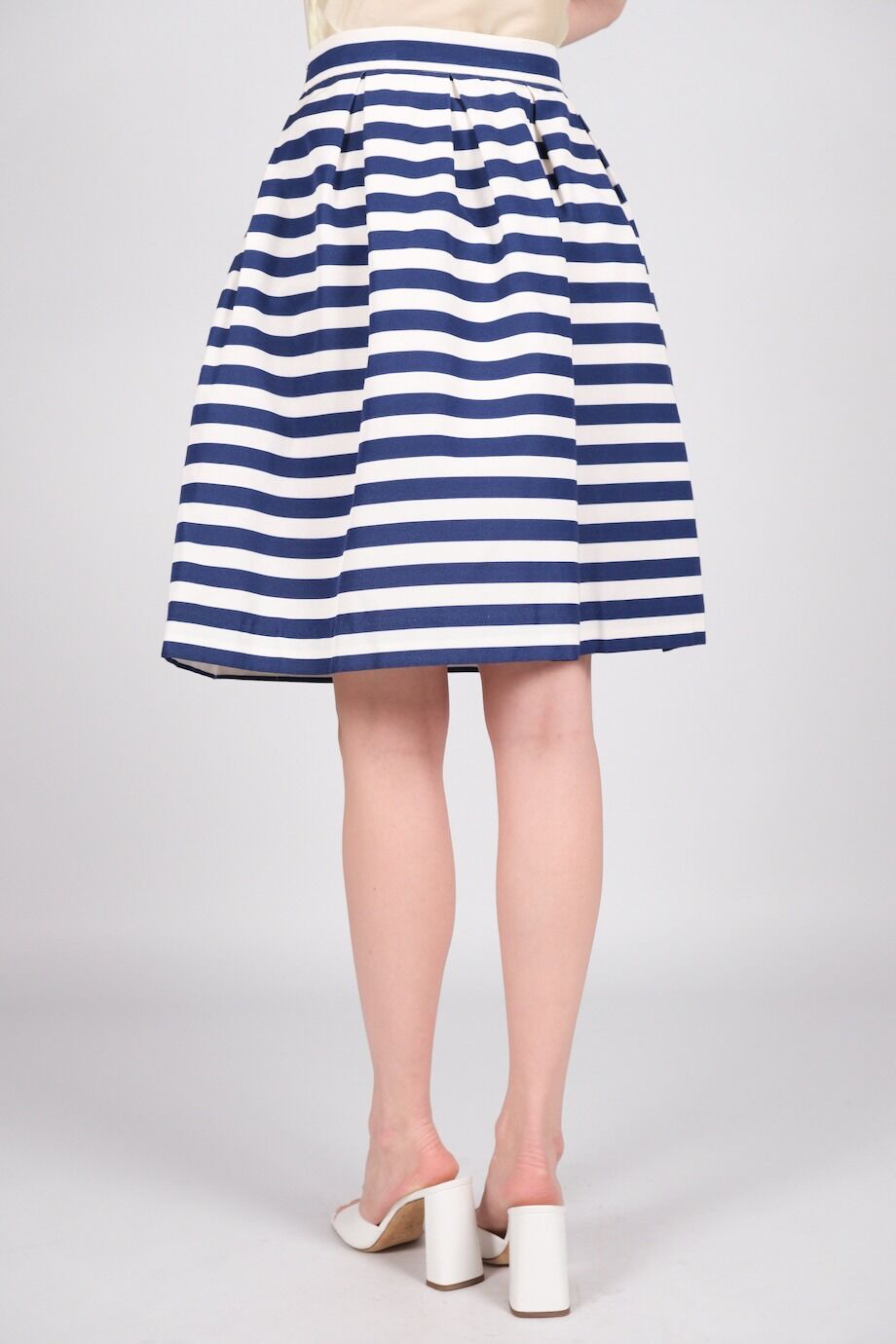 image 4 Юбка в широкую полоску и с аппликацией из пайеток