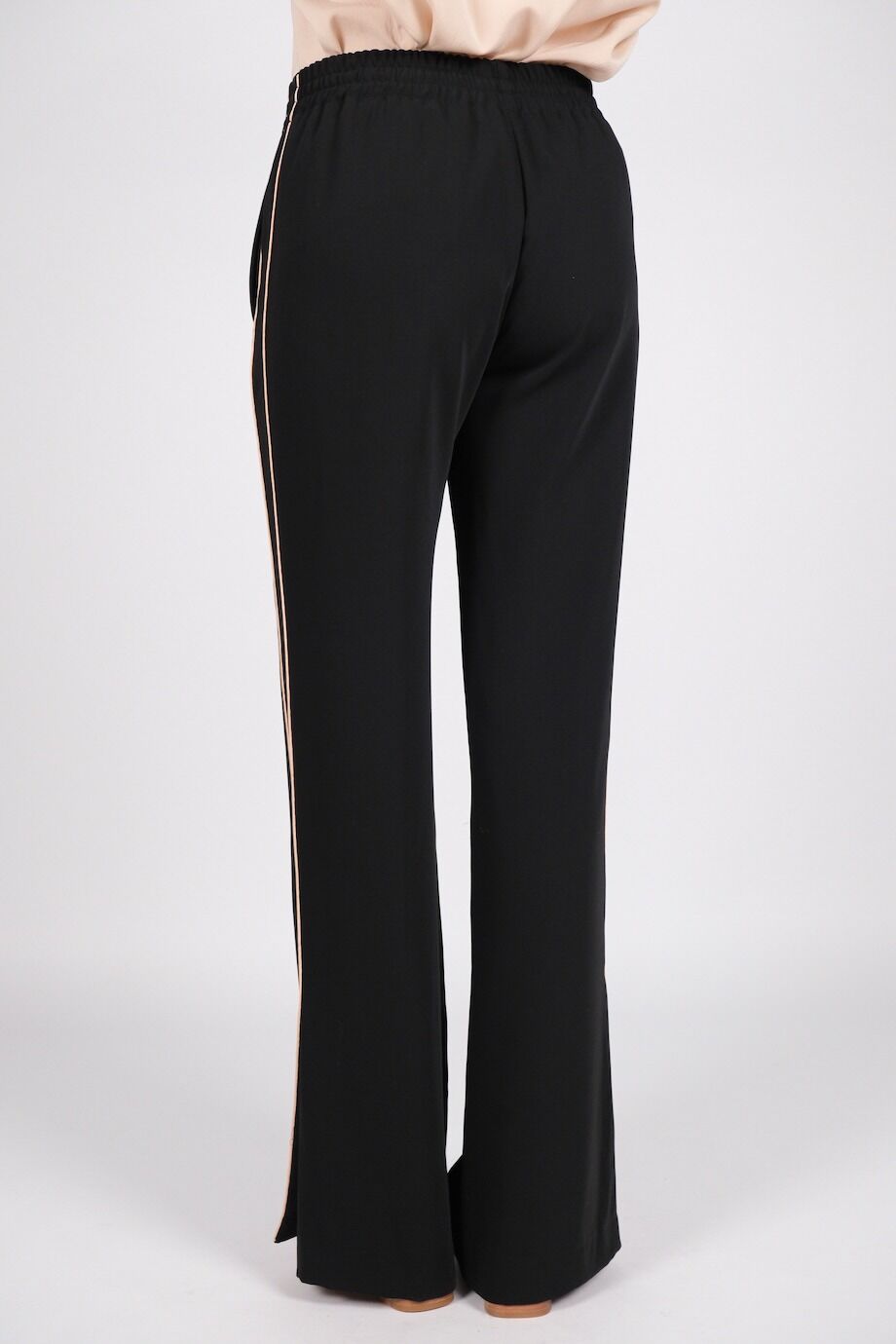 image 4 Брюки черного цвета с с лампасами