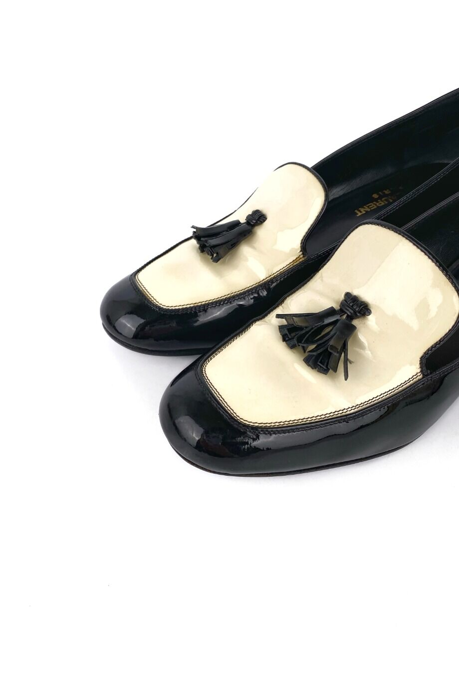 image 3 Лаковые лоферы с кисточкками