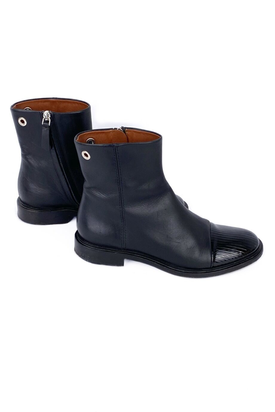 image 3 Ботинки черного цвета с лаковыми носиками