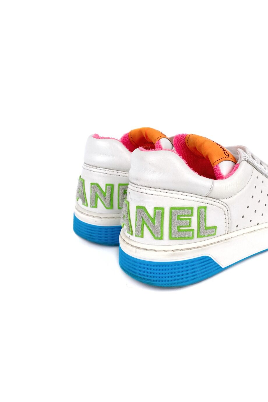 image 4 Кеды белого цвета с яркими элементами