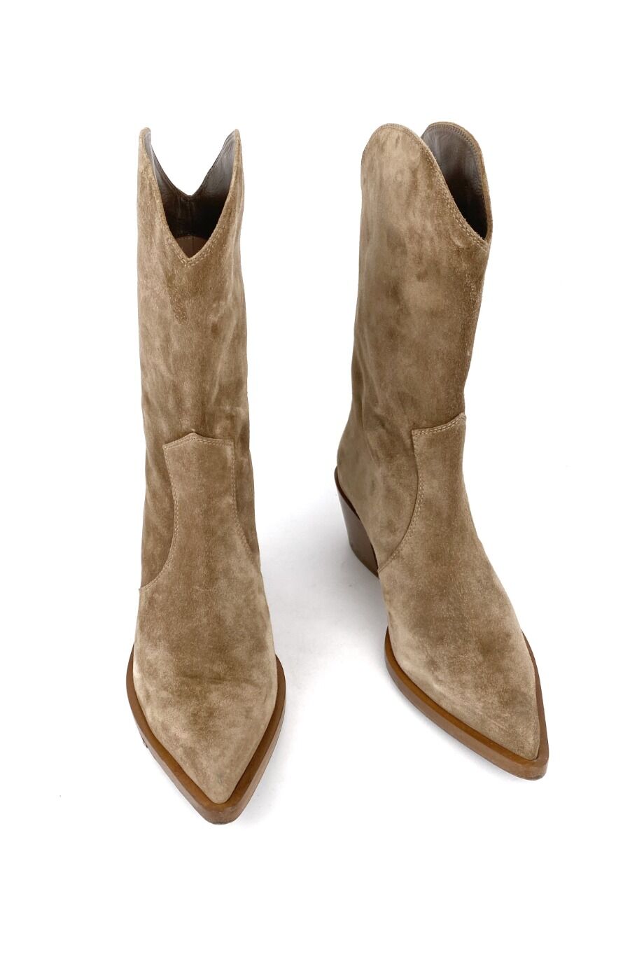 image 2 Замшевые высокие казаки песочного цвета