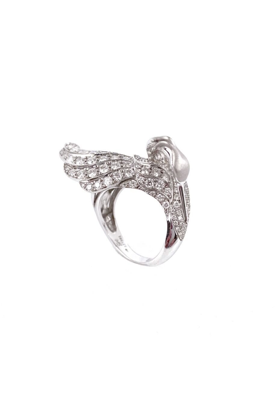 image 2 Золотое кольцо Garzas в форме лебедя с бриллиантами