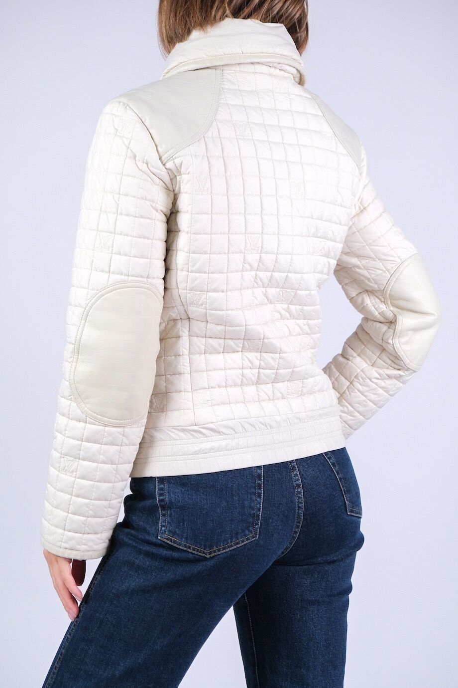 image 3 Стеганая куртка молочного цвета с логотипом