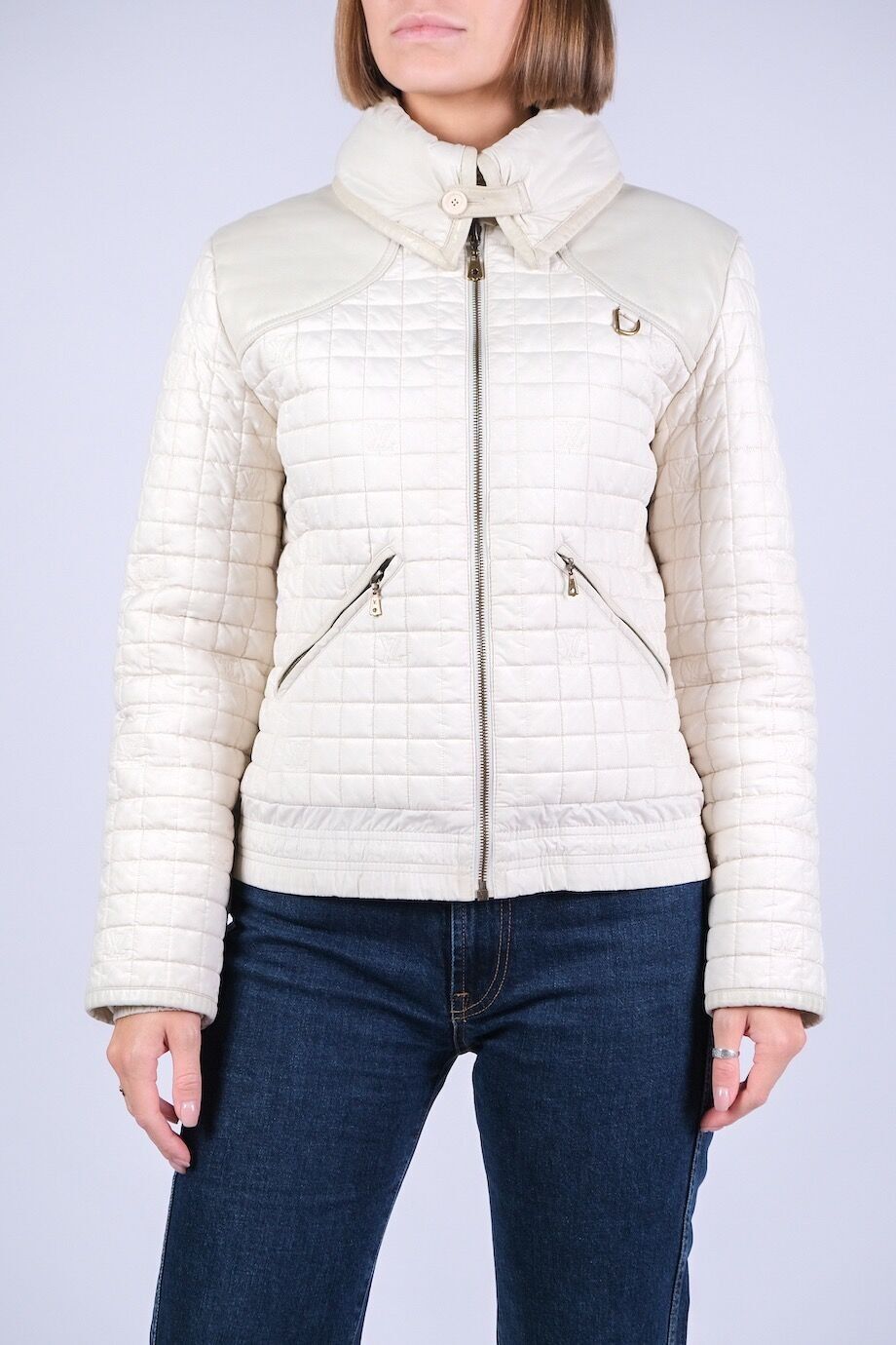 image 1 Стеганая куртка молочного цвета с логотипом