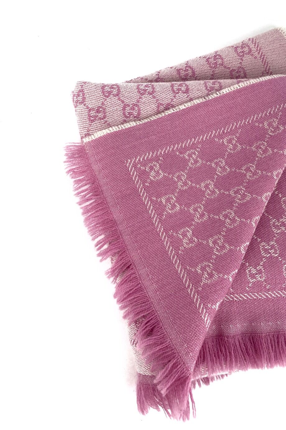 image 2 Двусторонний шарф розового цвета в монограмму