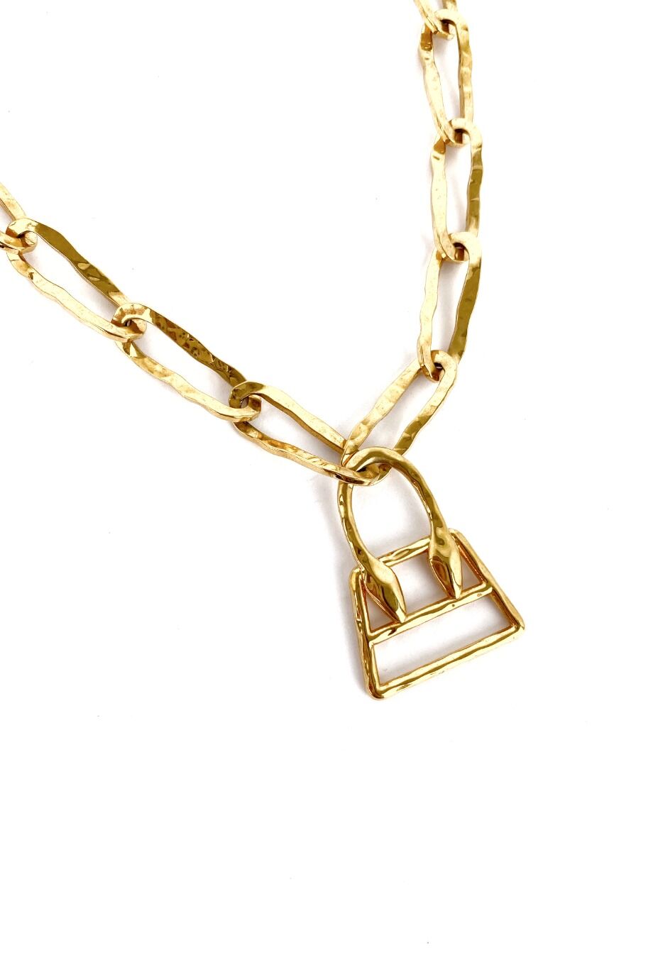 image 2 Подвеска в виде сумочки золотого цвета