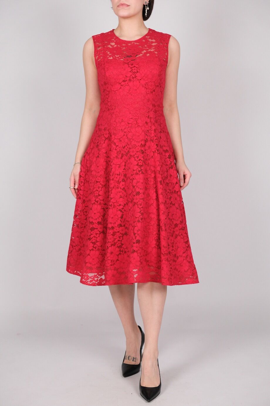 image 1 Кружевное платье красного цвета