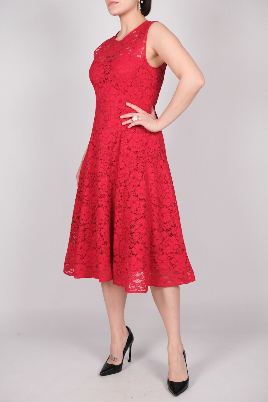 image 2 Кружевное платье красного цвета