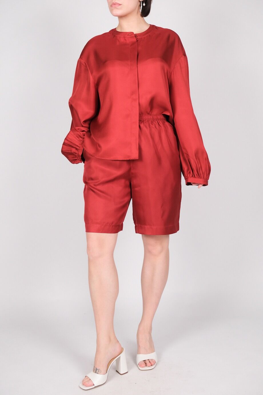 image 1 Шелковый костюм с шортами терракотового цвета