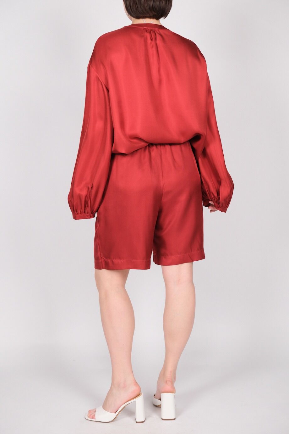 image 3 Шелковый костюм с шортами терракотового цвета