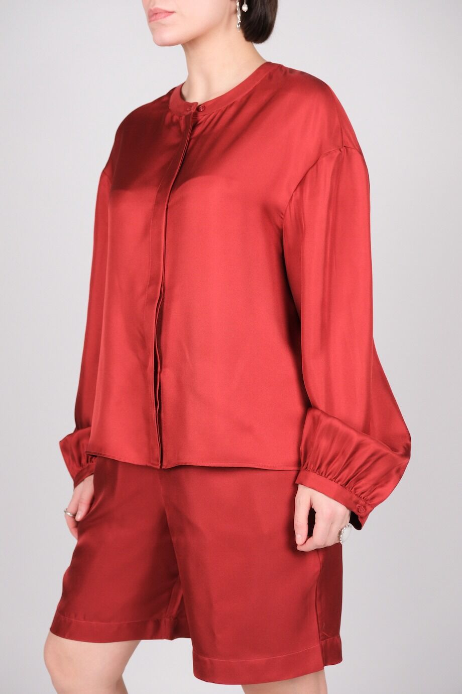 image 4 Шелковый костюм с шортами терракотового цвета