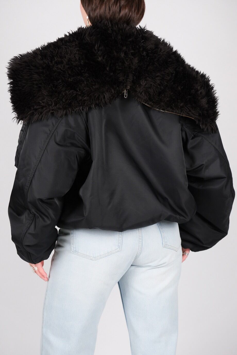 image 5 Бомбер утепленный с капюшоном