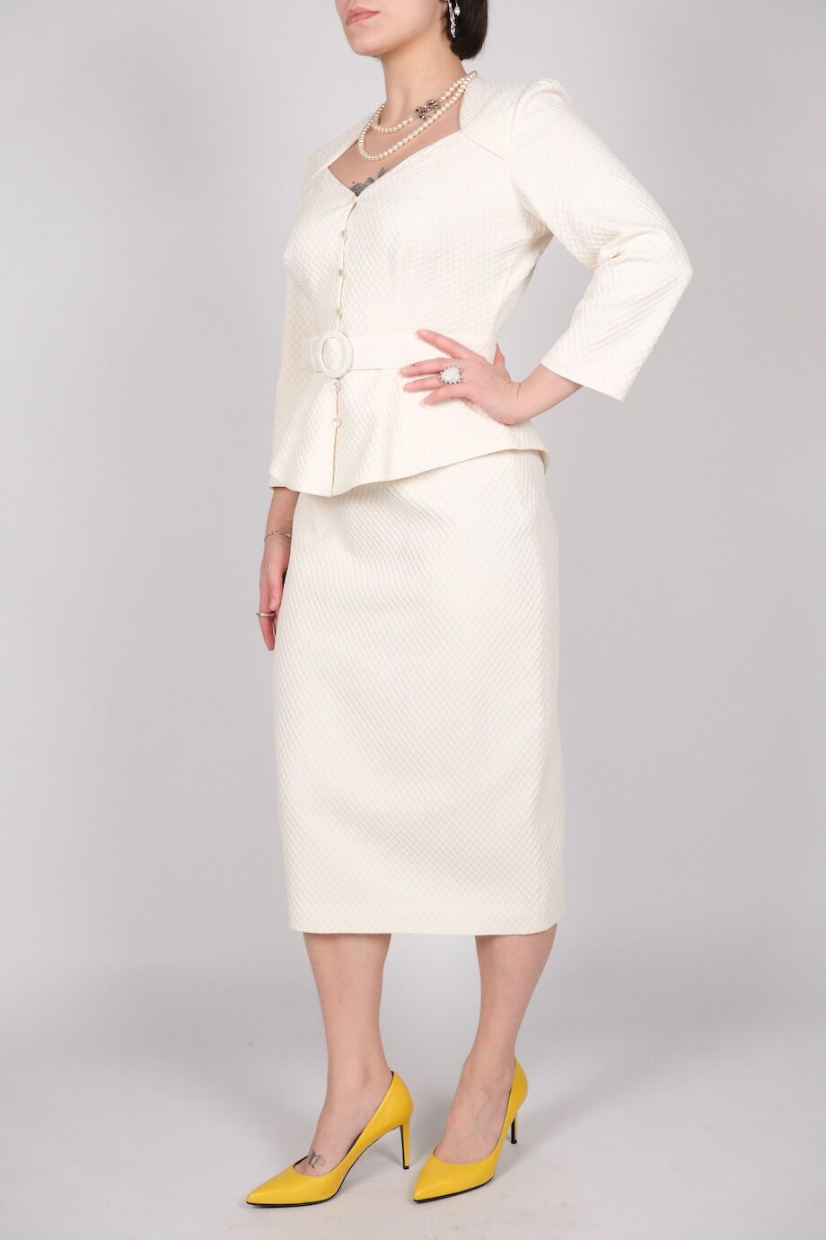 image 4 Шёлковый костюм молочного цвета с юбкой