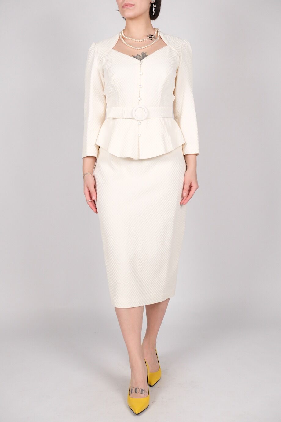 image 3 Шёлковый костюм молочного цвета с юбкой
