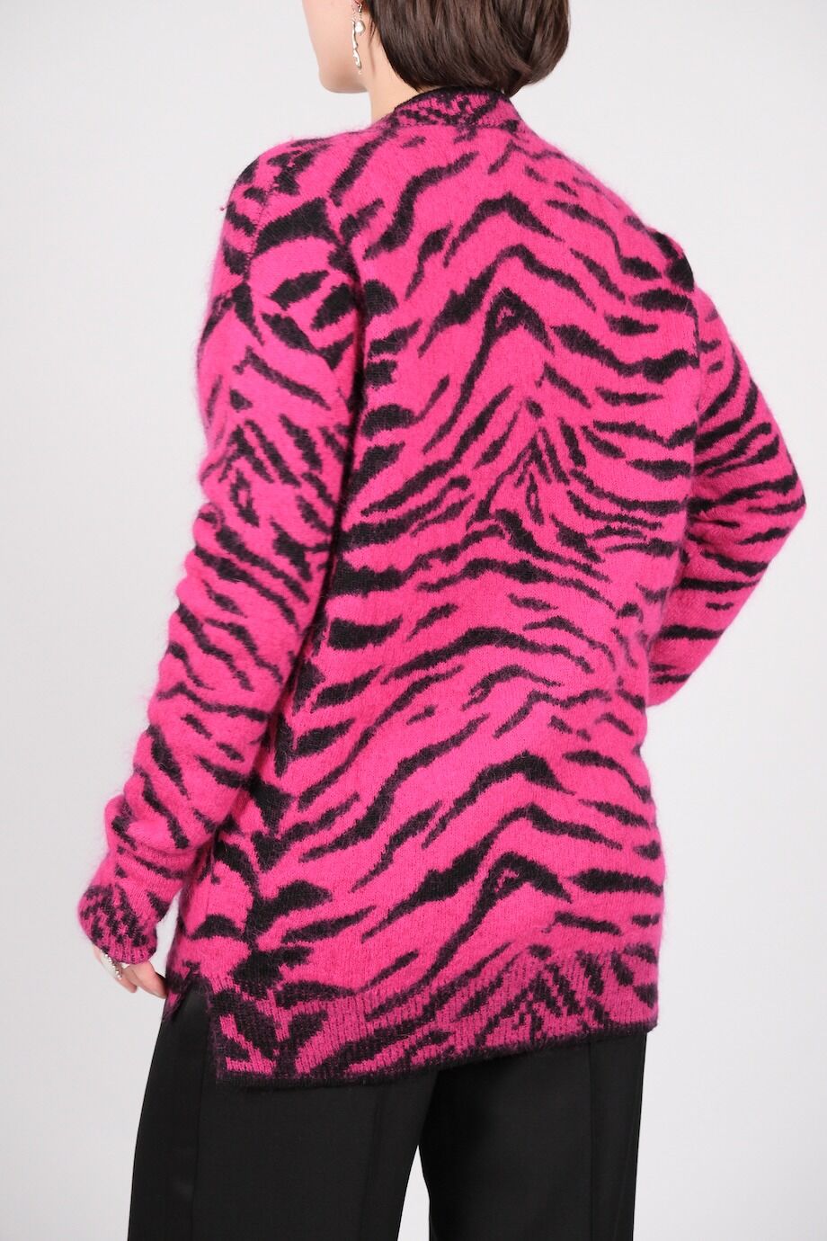 image 3 Кардиган цвета фуксии с анималистичным принтом