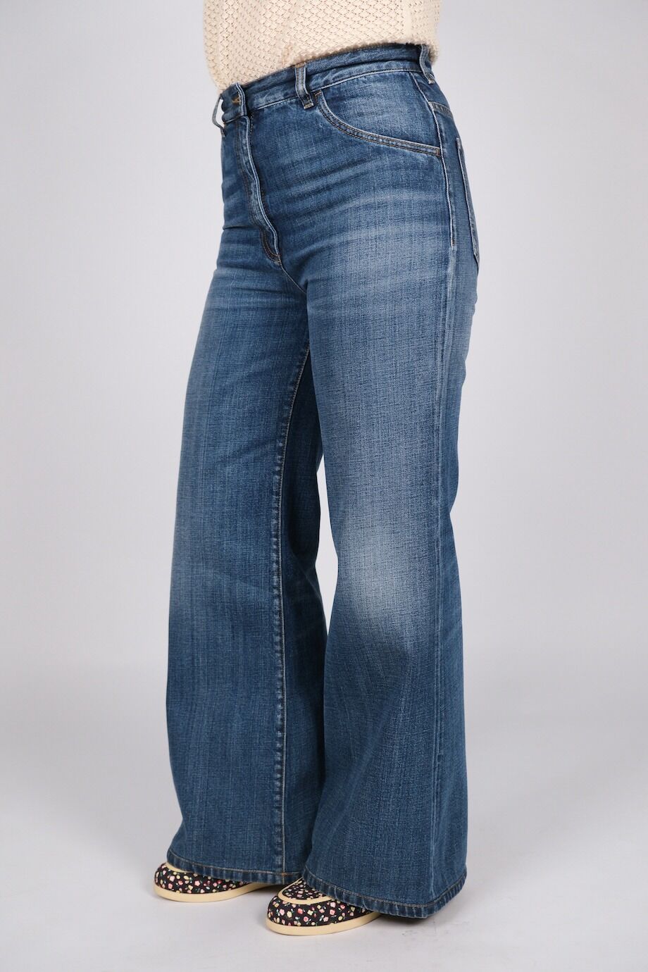 image 3 Джинсы прямого кроя синего цвета