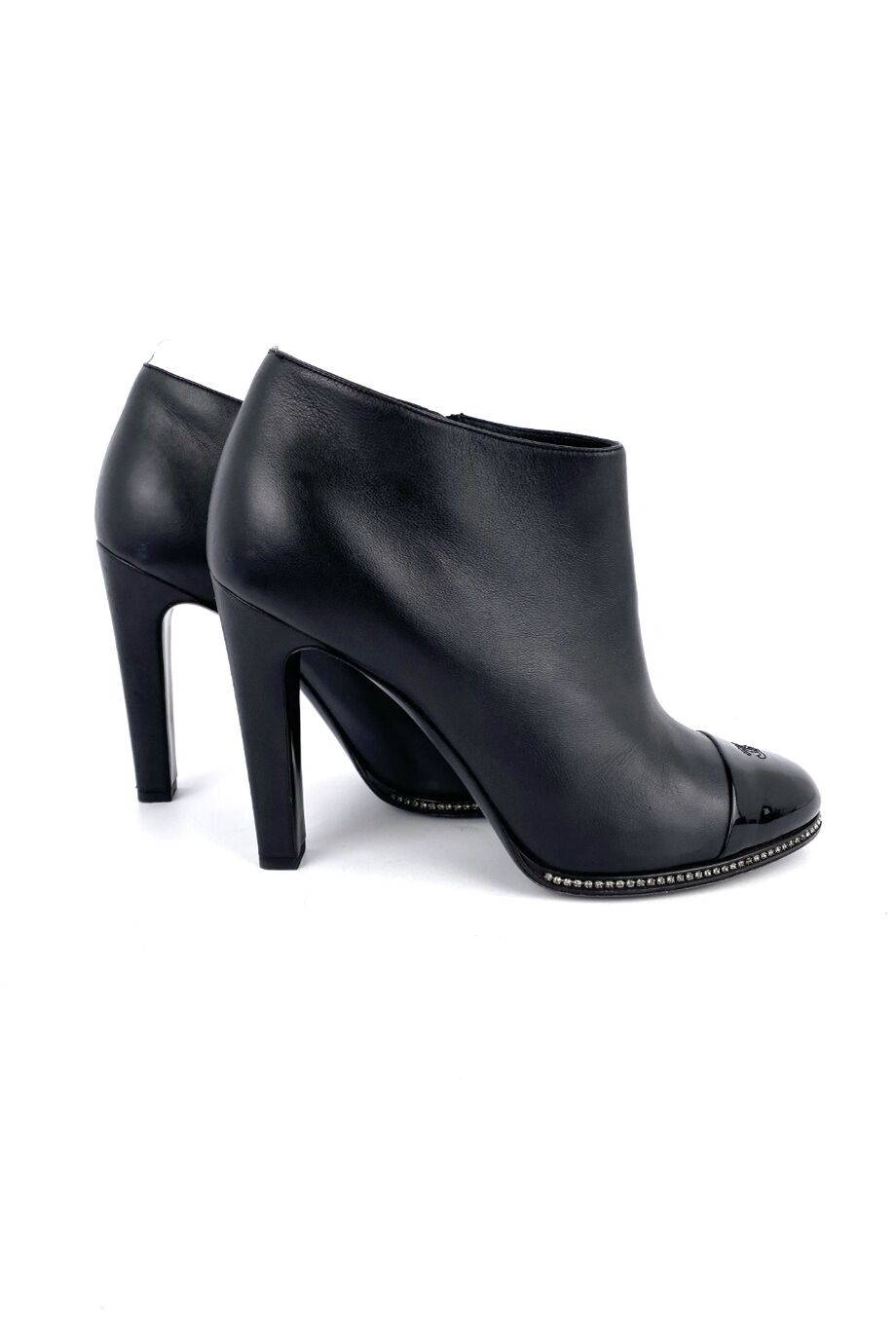 image 5 Ботильоны черного цвета с лакированным носиком