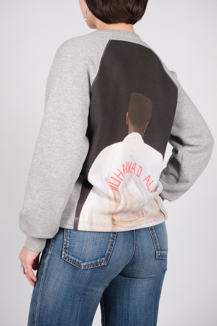 image 3 Свитшот серого цвета с принтом