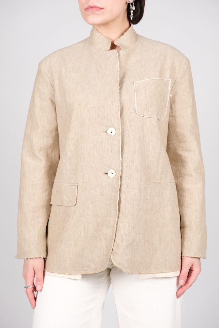 image 1 Жакет серо-бежевого цвета с необработанными краями