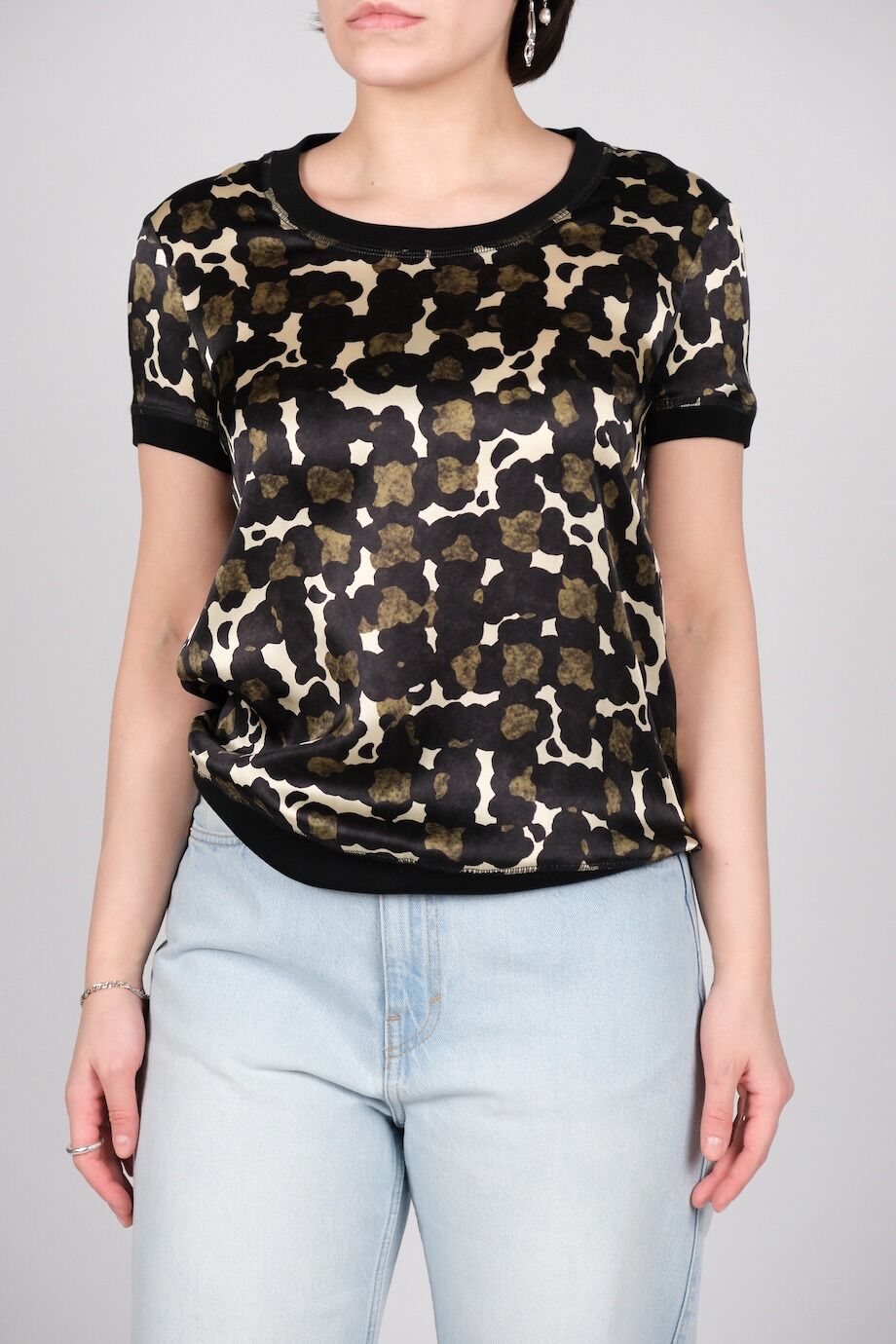 image 1 Шелковый топ зеленого цвета с принтом